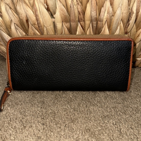 Dooney & Burke - Black Wallet - Picture 6 of 8